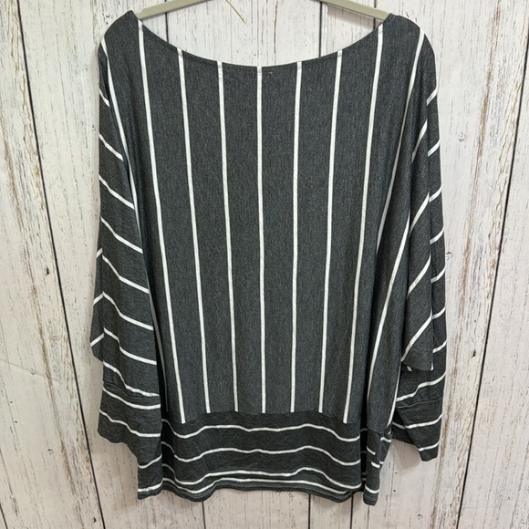 White Birch Striped Blouse - Picture 8 of 10